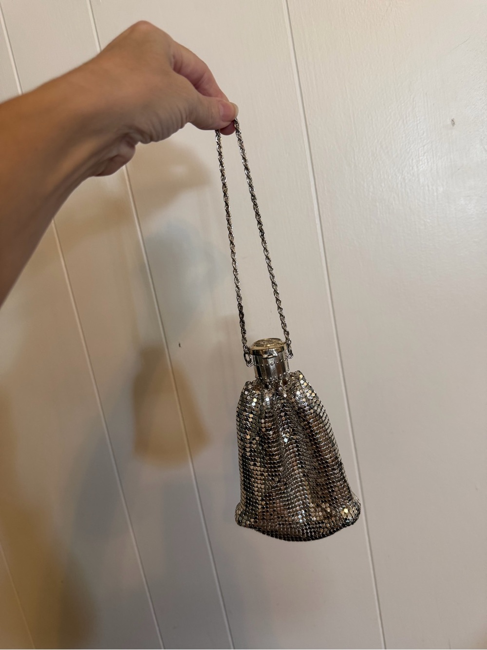 Vintage Silver Metal Evening Wristlet Bag